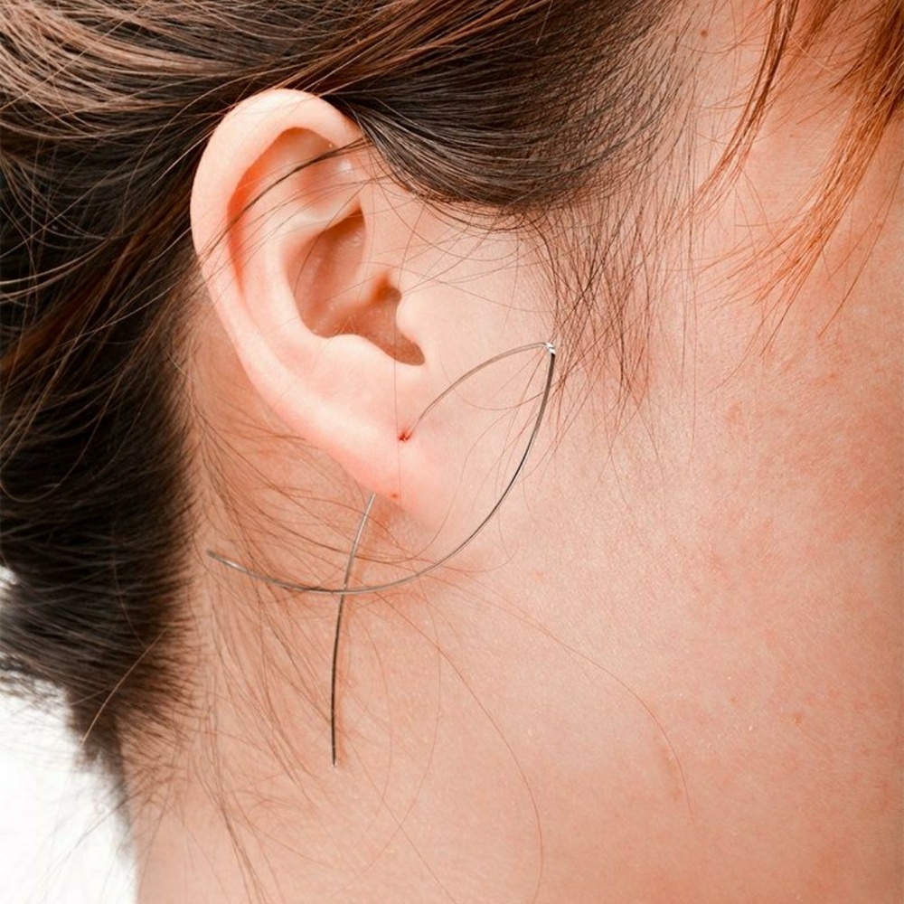 Simple “fish” earrings - Picture 2 of 4